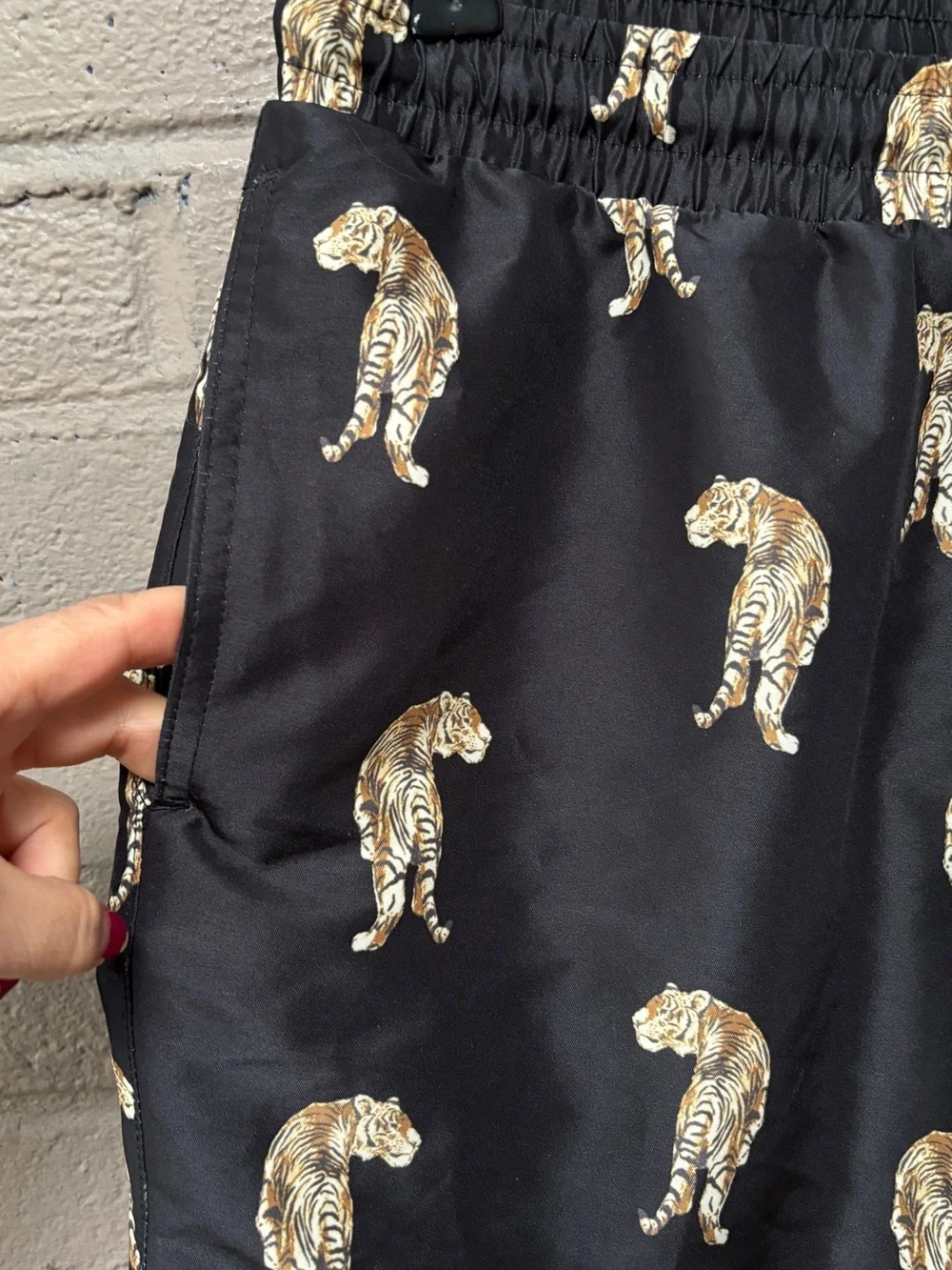 INC tiger, print black swim trunks M